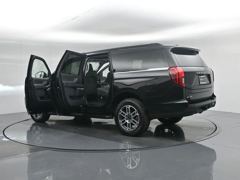 New 2026 Agate Black Metallic Ford Active image 38