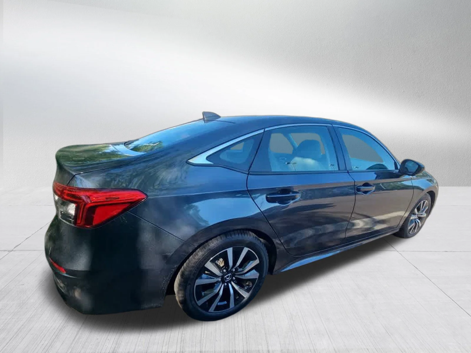Certified Used 2024 Meteorite Gray Metallic Honda EX image 4