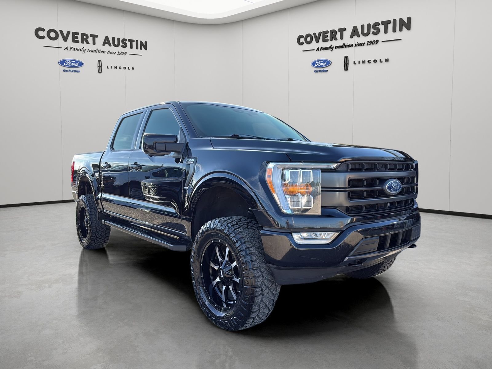 Used 2022 Black Ford Lariat image 14