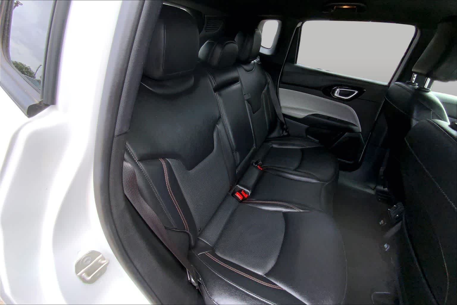 Used 2023 Bright White Clearcoat Jeep Limited image 19