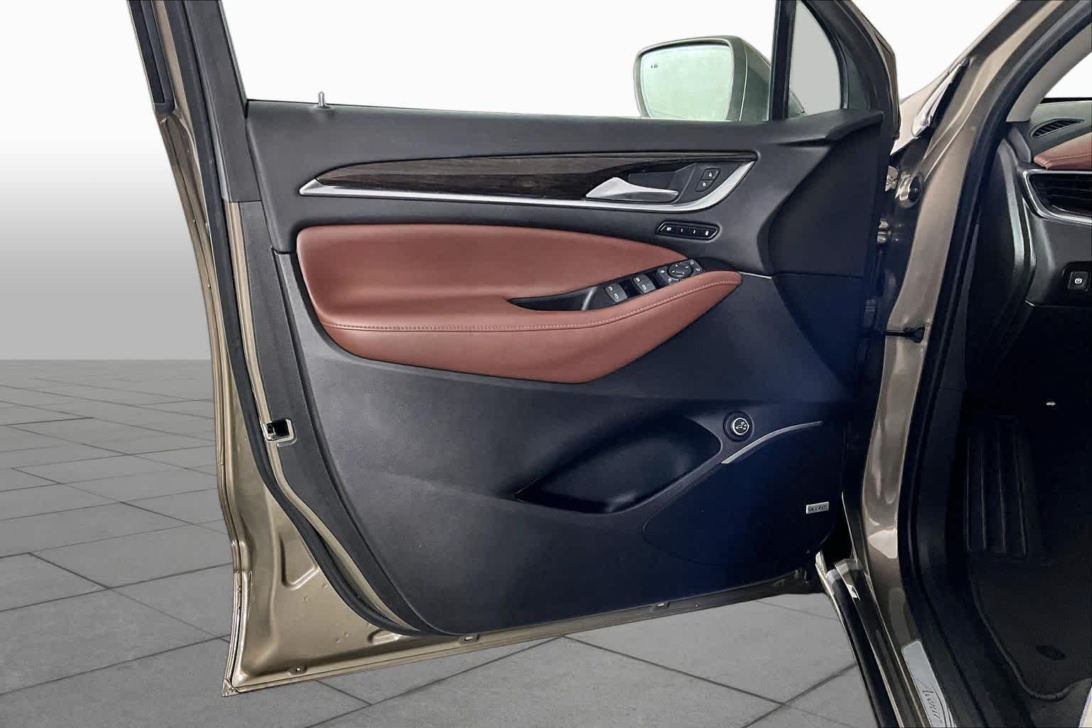 Certified Used 2020 CHAMPAGNE GOLD METALLIC Buick Avenir image 20