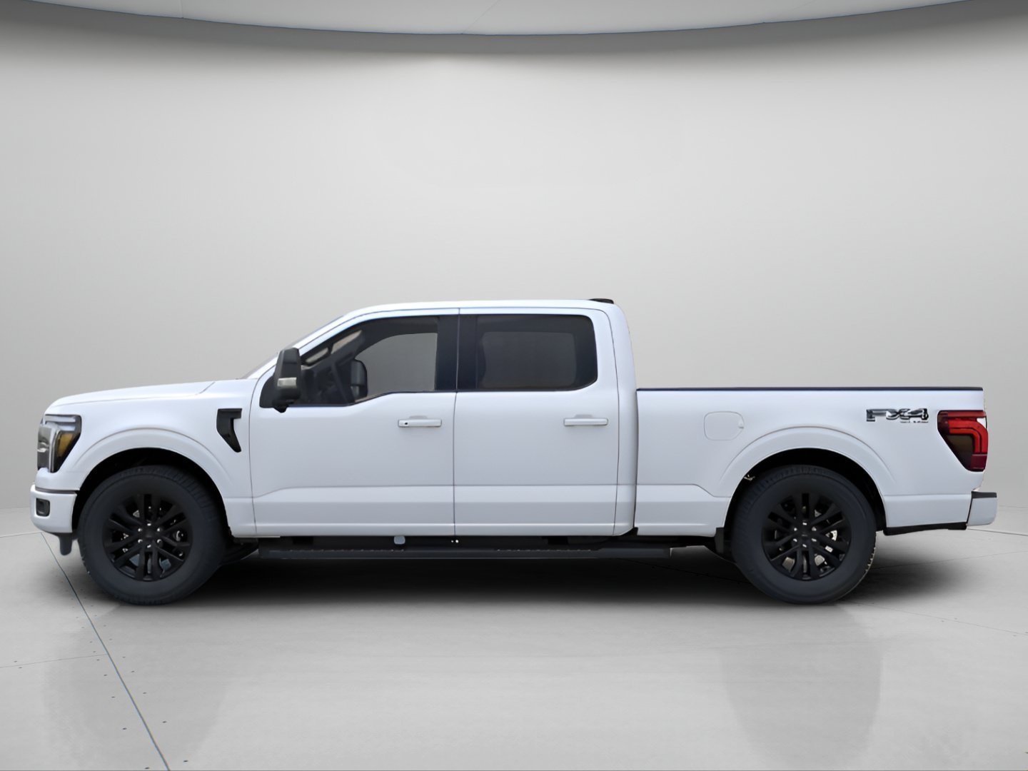 New 2026 Star White Metallic Tri-Coat Ford LARIAT image 3