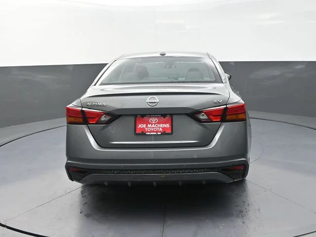 Used 2024 Gray Nissan 2.5 SV image 7