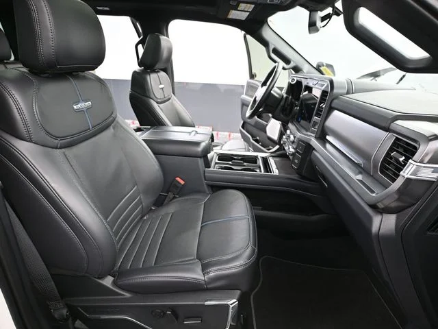 2025 Ford F-250 Super Duty Platinum - Photo 52