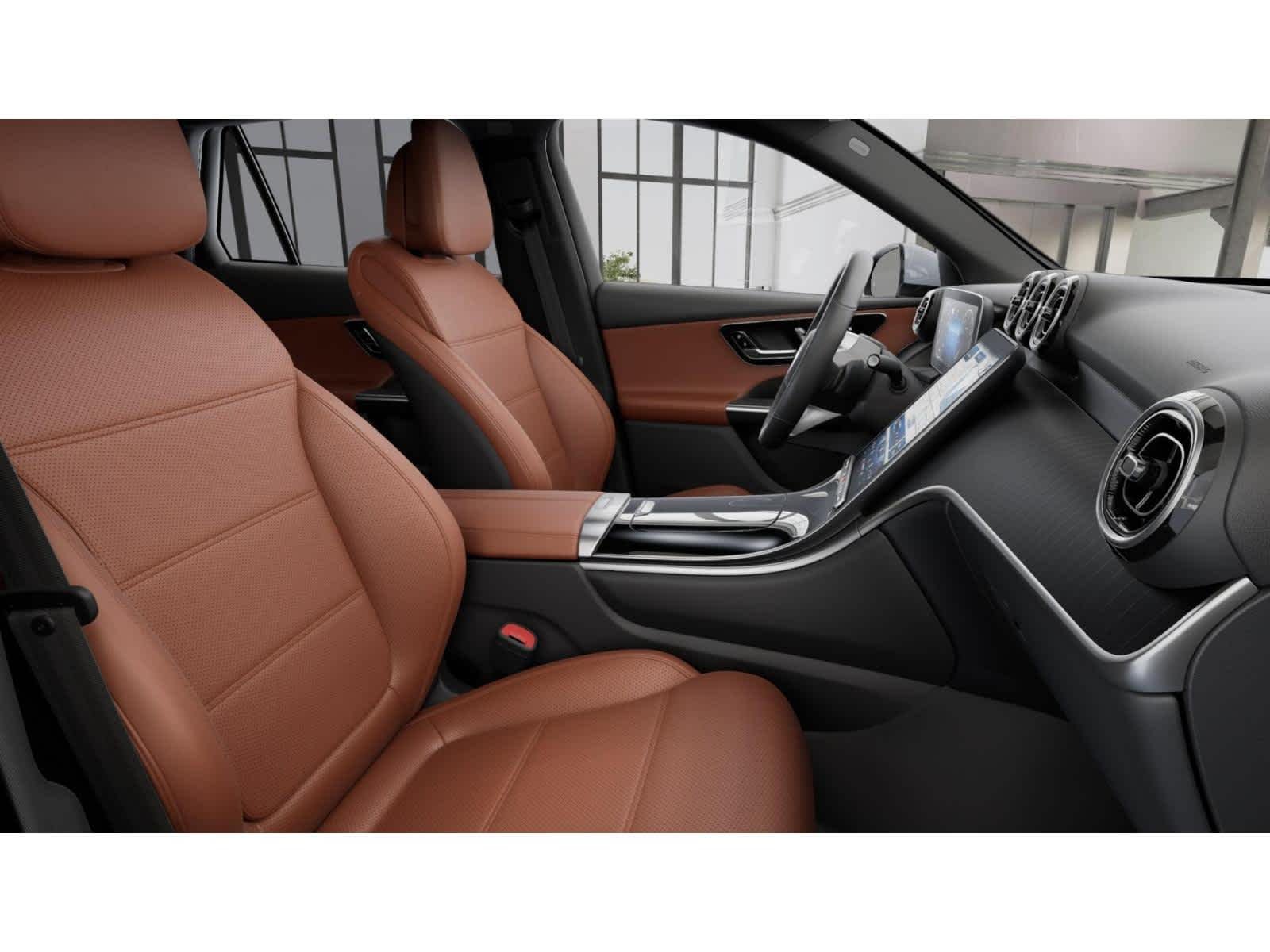 New 2026 Polar White Mercedes-Benz GLC 300 image 3