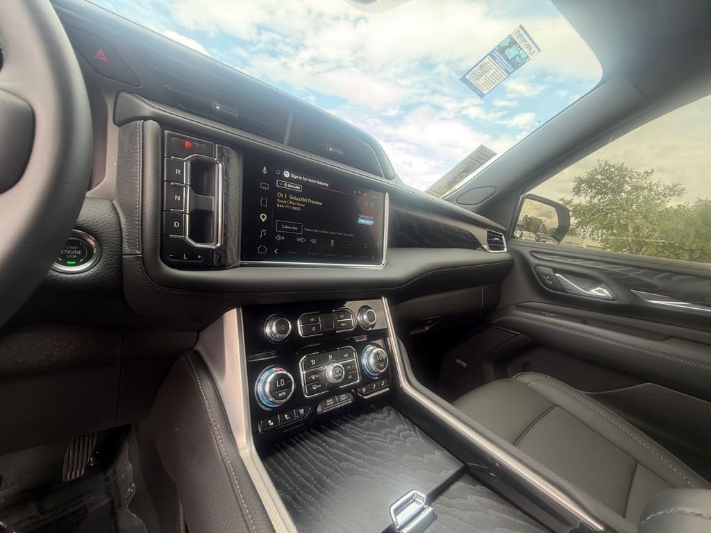 Used 2024 Silver GMC Denali image 15