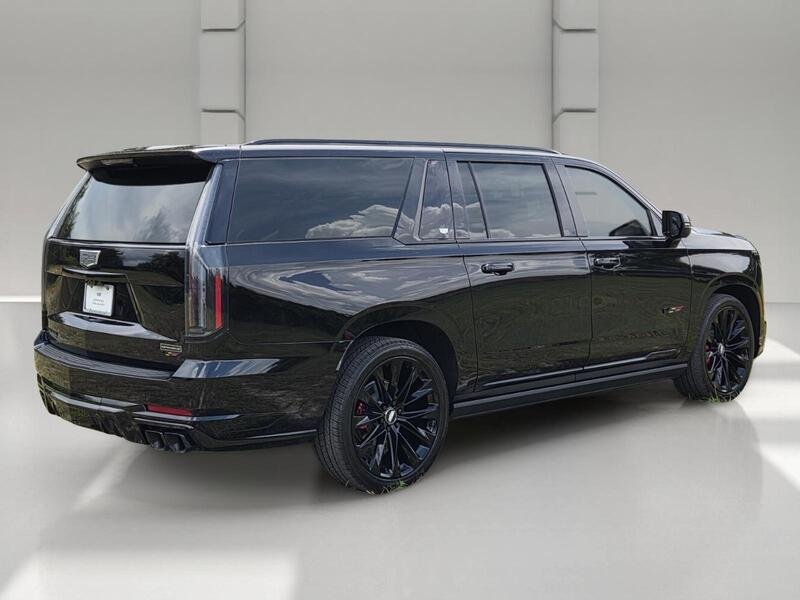 Used 2025 Black Raven CADILLAC AWD 4DR V-SERIES image 5