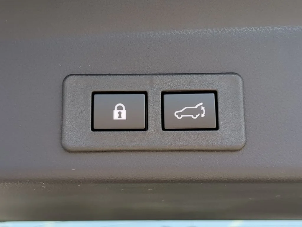 New 2026 AUTUMN GREEN METALLIC Subaru Touring 7-Passenger image 10