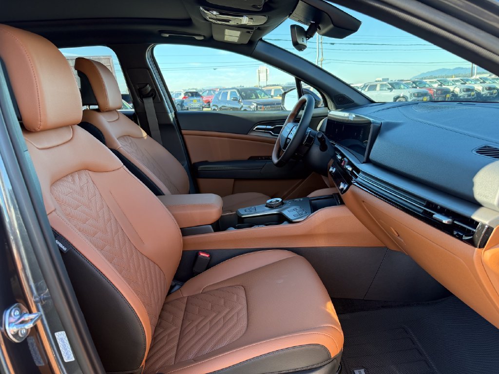 New 2027 Gravity Gray Kia X-Line image 12