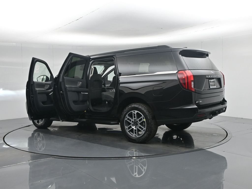 New 2026 Agate Black Metallic Ford Active image 38
