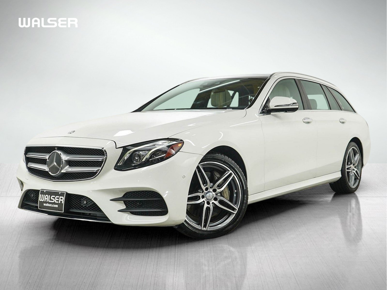 Used 2017 Polar White Mercedes-Benz E 400 image 1