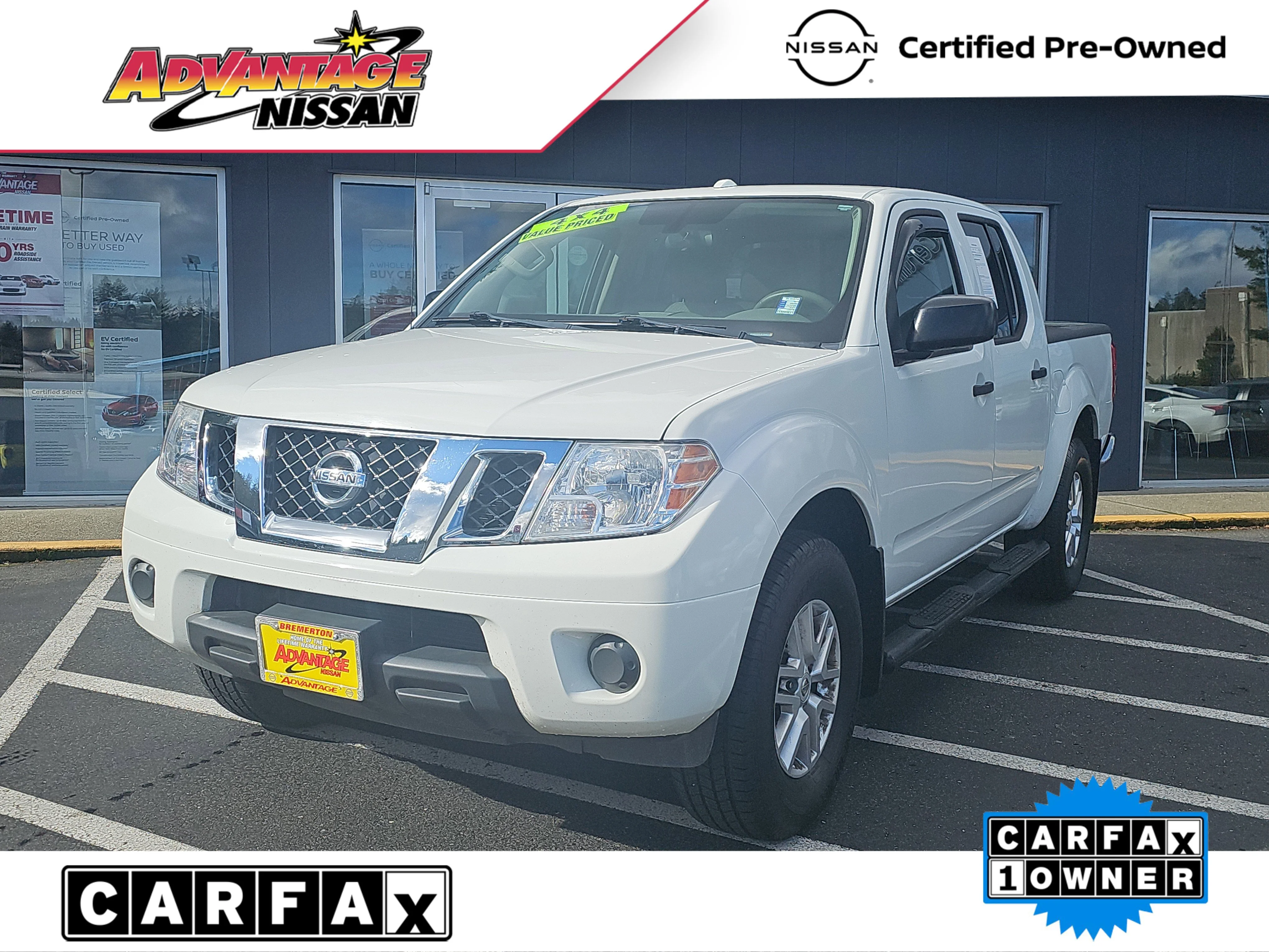 2017 Nissan Frontier 4.0 SV Crew Cab 4X4 AT SWB's photo