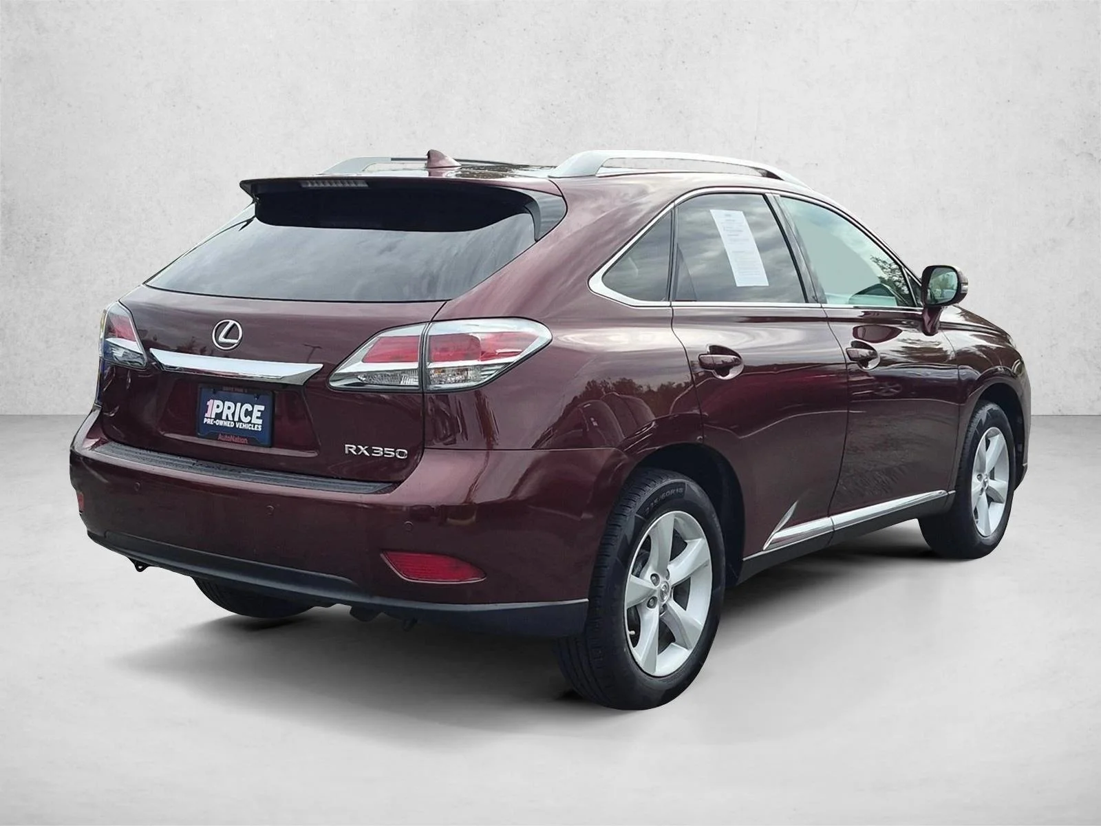 Used 2015 Claret Mica Lexus  image 5