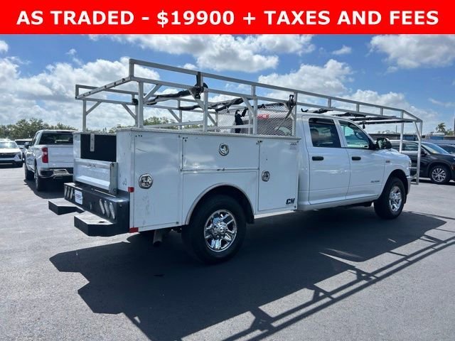 Used 2022 Bright White Clea Ram Tradesman image 4