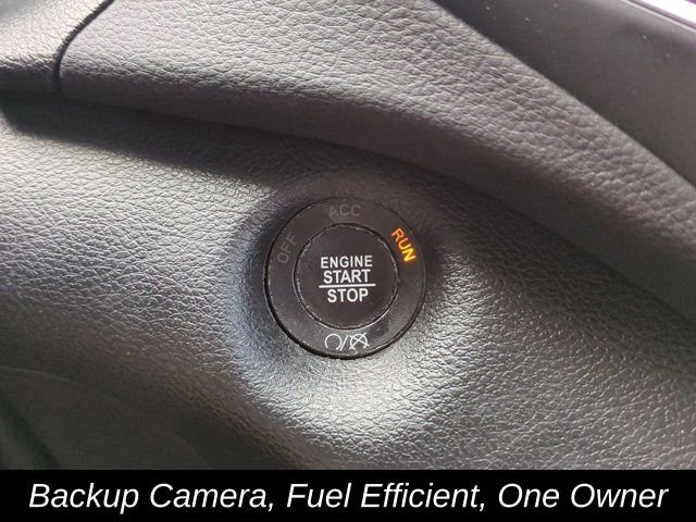 Used 2022 Gray Jeep Latitude Lux image 27