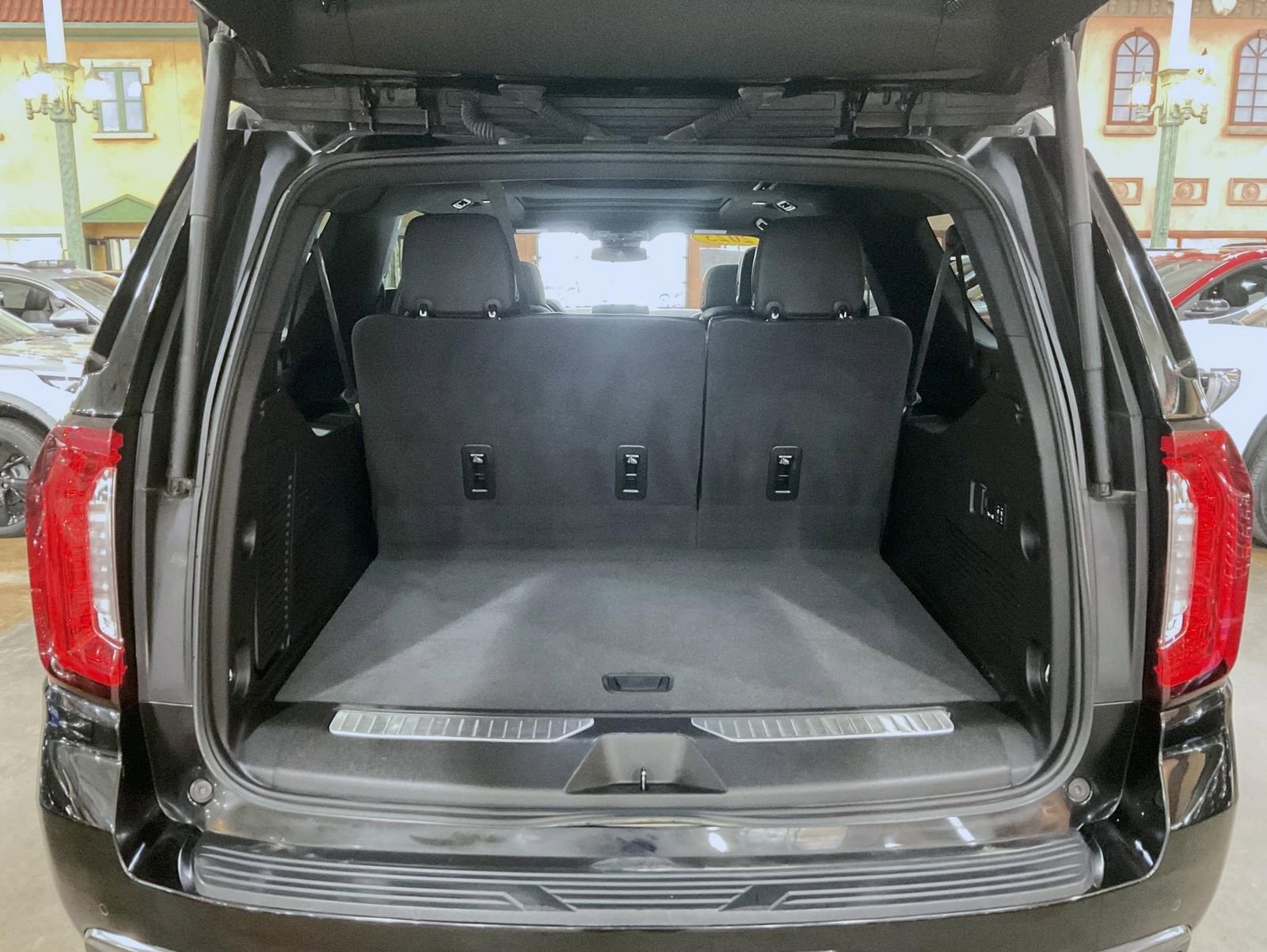 2023 GMC Yukon XL AT4 - Photo 23