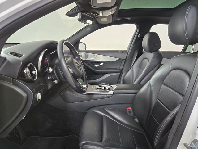 Used 2019 White Mercedes-Benz GLC 300 image 17