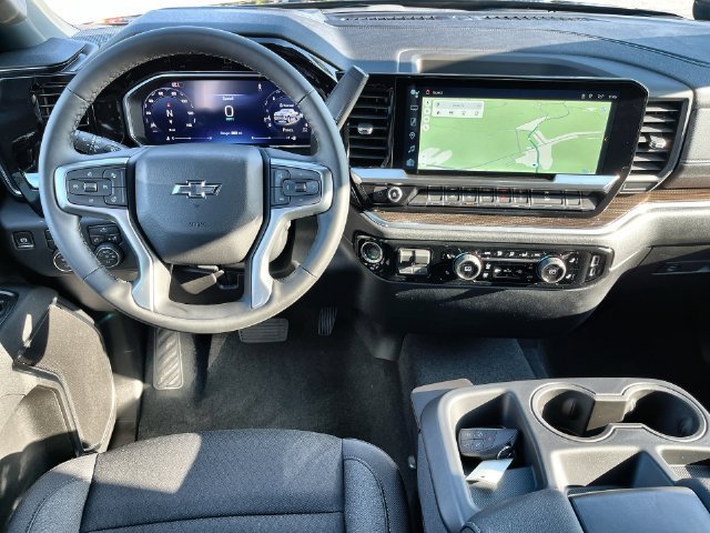 2026 Chevrolet Silverado 1500 photo 18 of 40