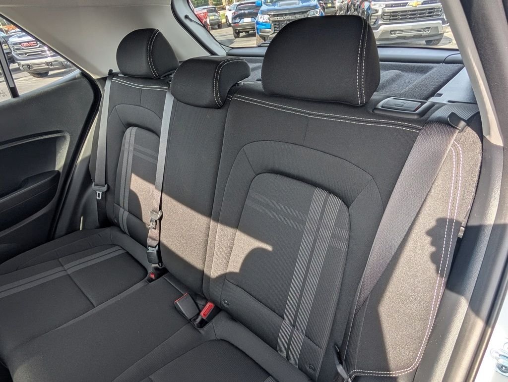 Used 2026 Lunar White Hyundai SEL image 12