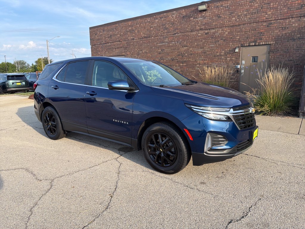 Used 2023 BLUE GLOW METALLIC Chevrolet LT image 7