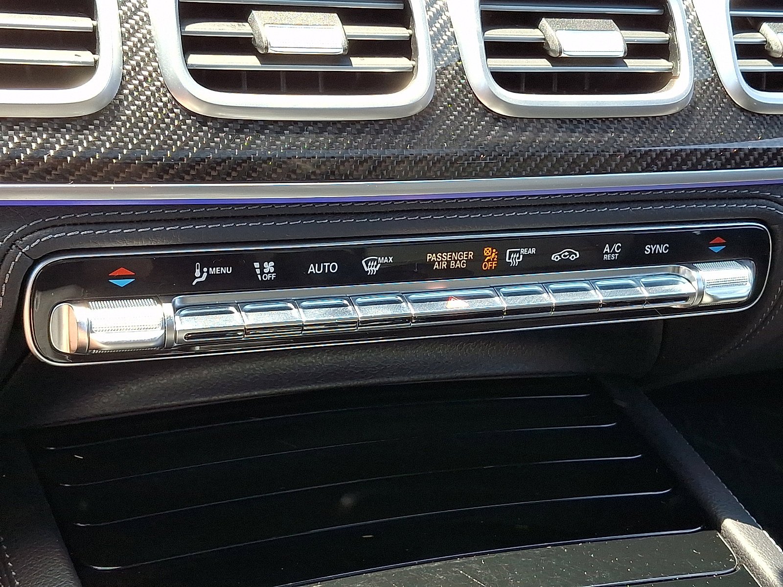 Used 2024 Manufaktur Alpine Grey   956 Mercedes-Benz AMG® GLE 53 image 17