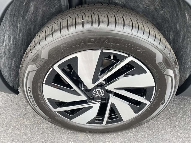 New 2026 White Volkswagen 2.0T SE w/Technology image 7