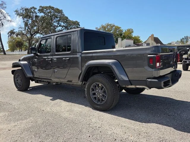 New 2026 Granite Crystal Metallic Clearcoat Jeep Sport S image 5