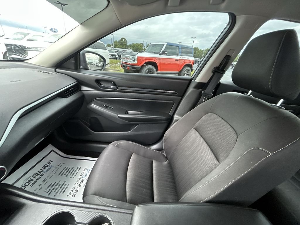 Used 2023 Gray Nissan 2.5 S image 13
