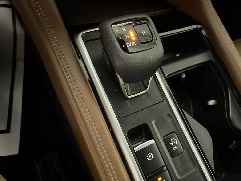 Used 2024 Gray Nissan Platinum image 24