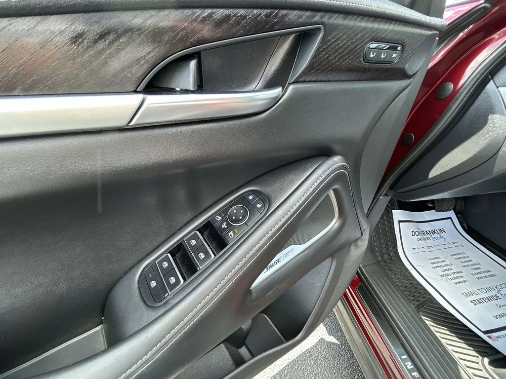 Used 2023 Red INFINITI Autograph image 19