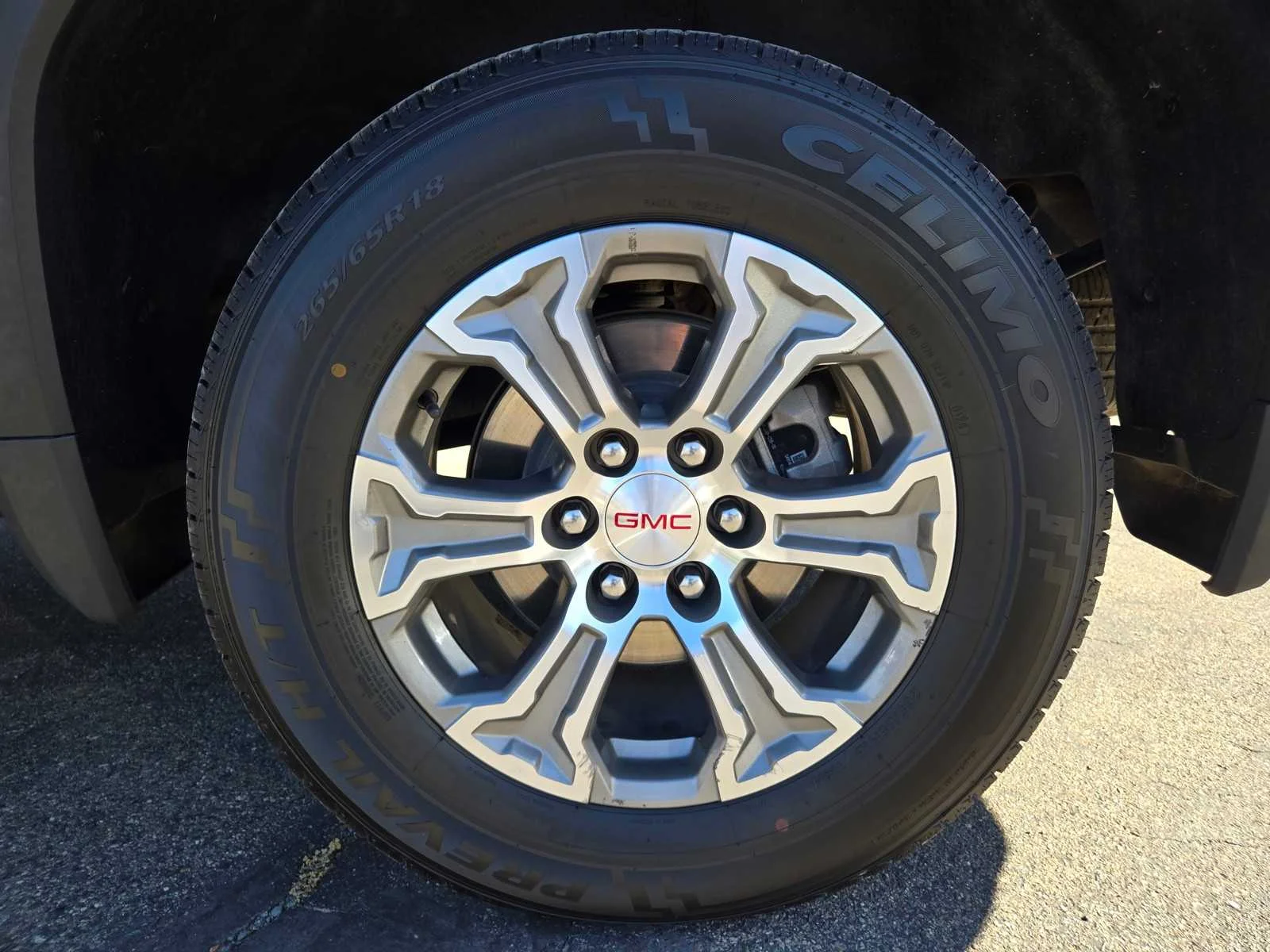 Used 2024 Downpour Metallic GMC SLT image 27