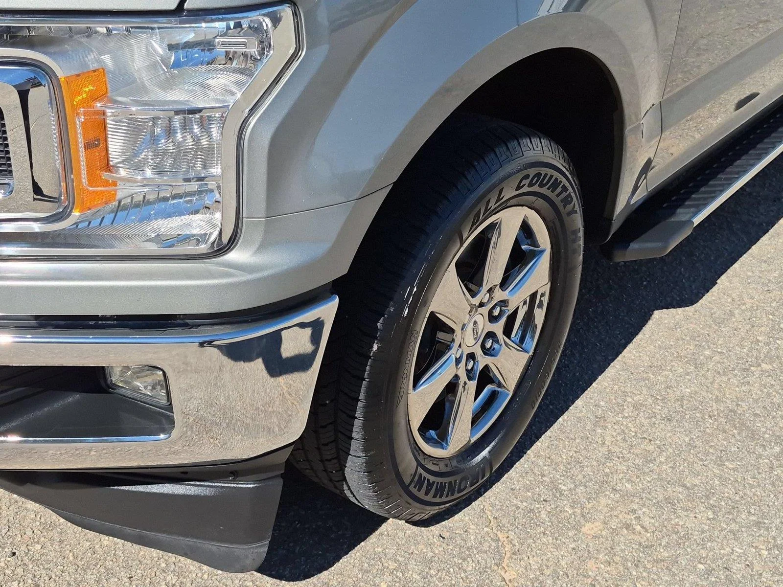 Used 2020  Ford XLT image 9