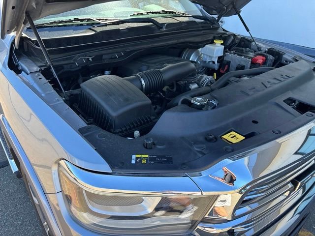 Used 2020 Billet Silver Metallic Clearcoat Ram Laramie image 18