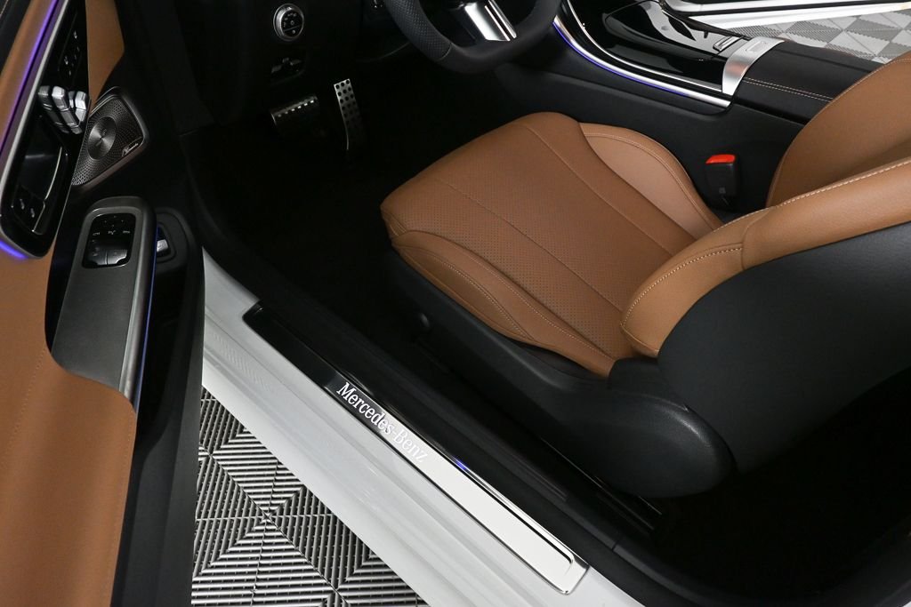 New 2026 Polar White Mercedes-Benz CLE 300 image 7