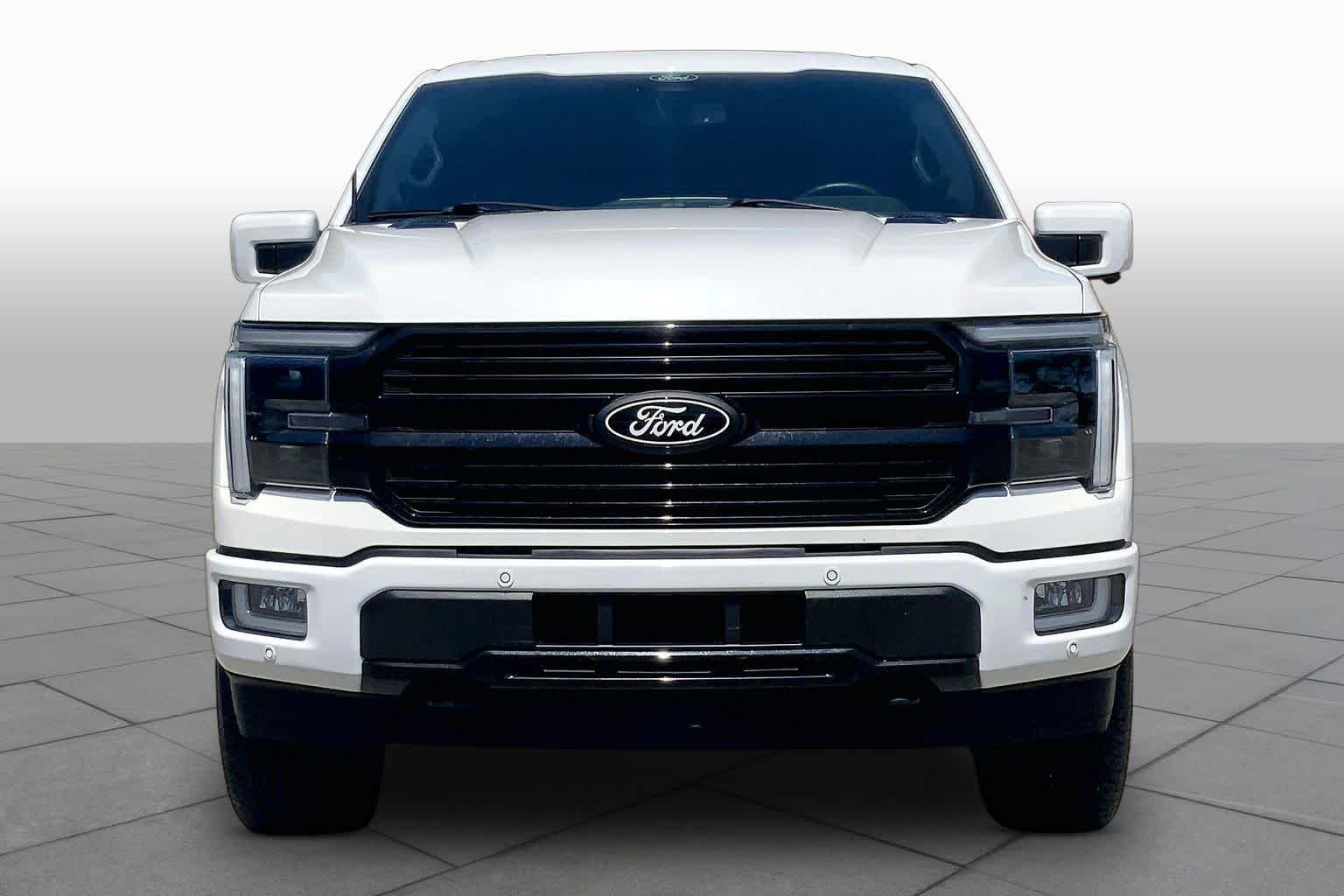 Used 2024 Star White Metallic Tri-Coat Ford Platinum image 4