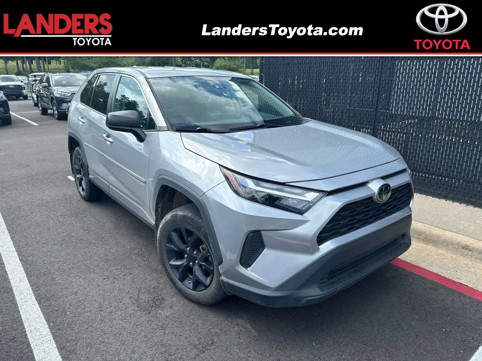 2023 Toyota RAV4 LE FWD's photo
