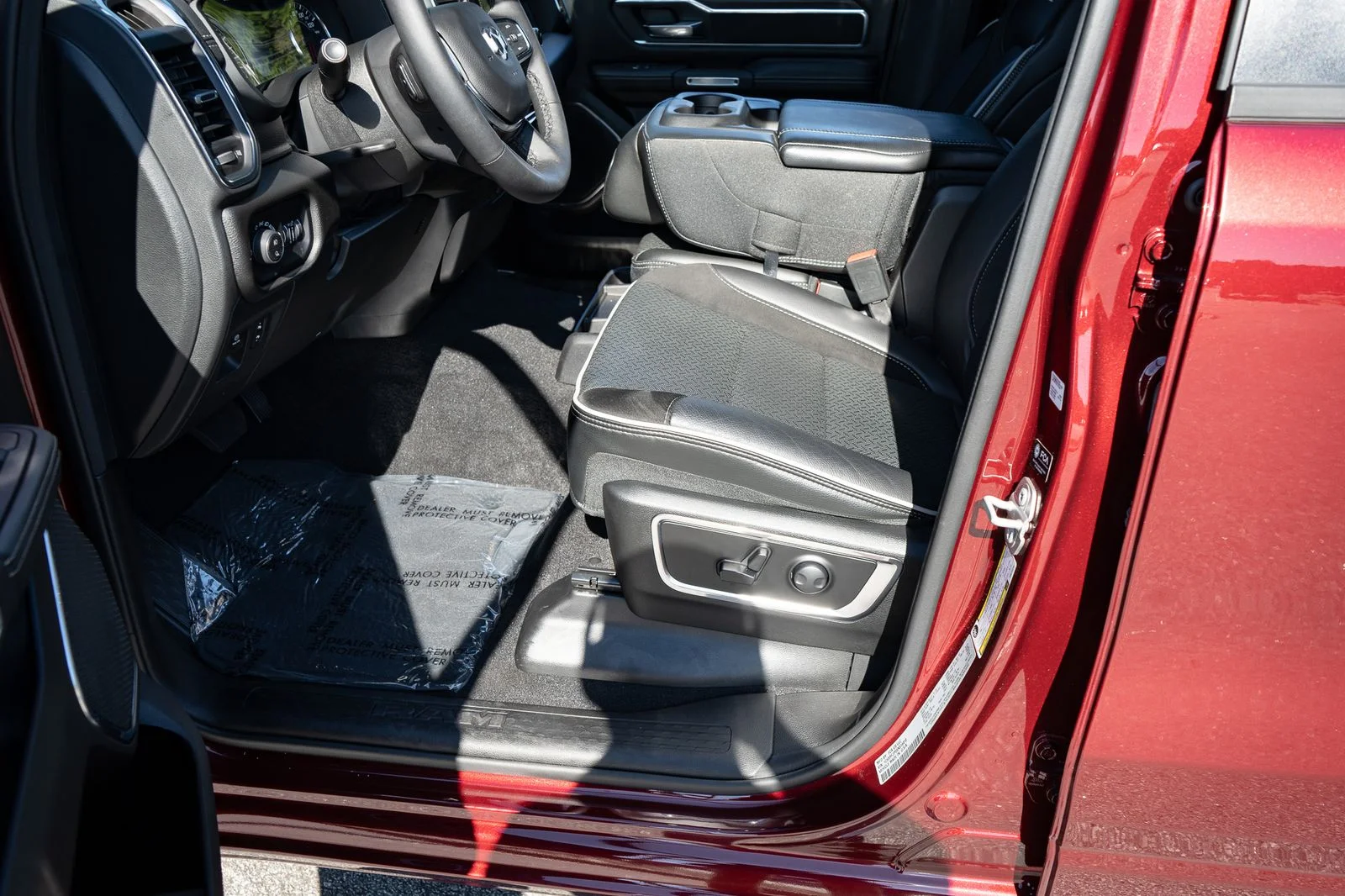 Used 2025 Red Ram Laramie image 17