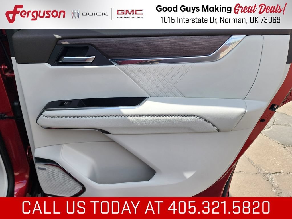 2026 GMC Acadia Denali - Photo 45