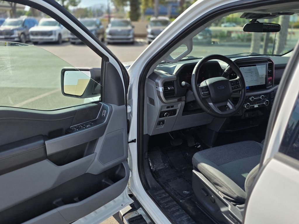 2025 Ford F-150 XLT - Photo 34