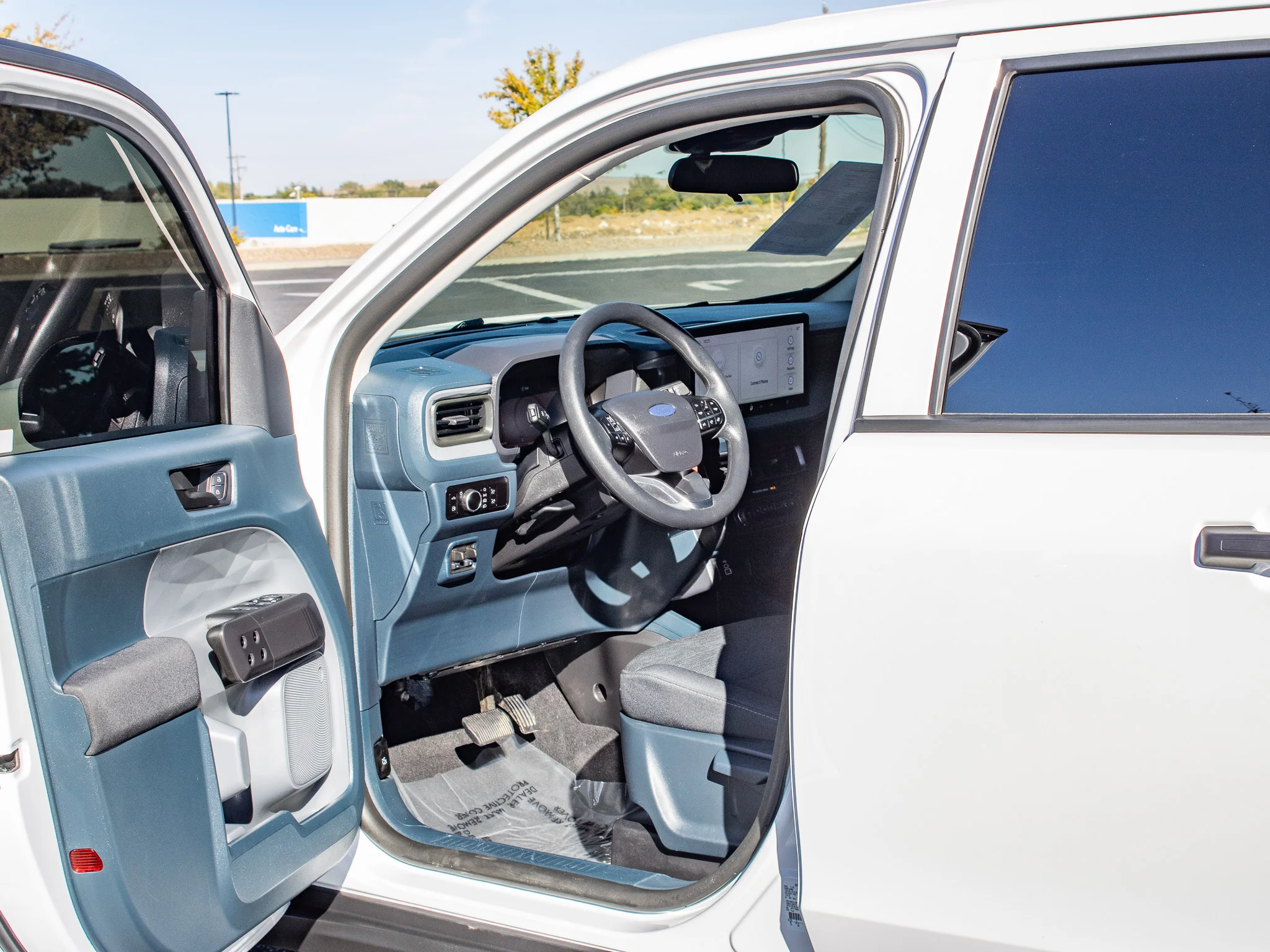 Used 2026 Oxford White Ford XL image 23