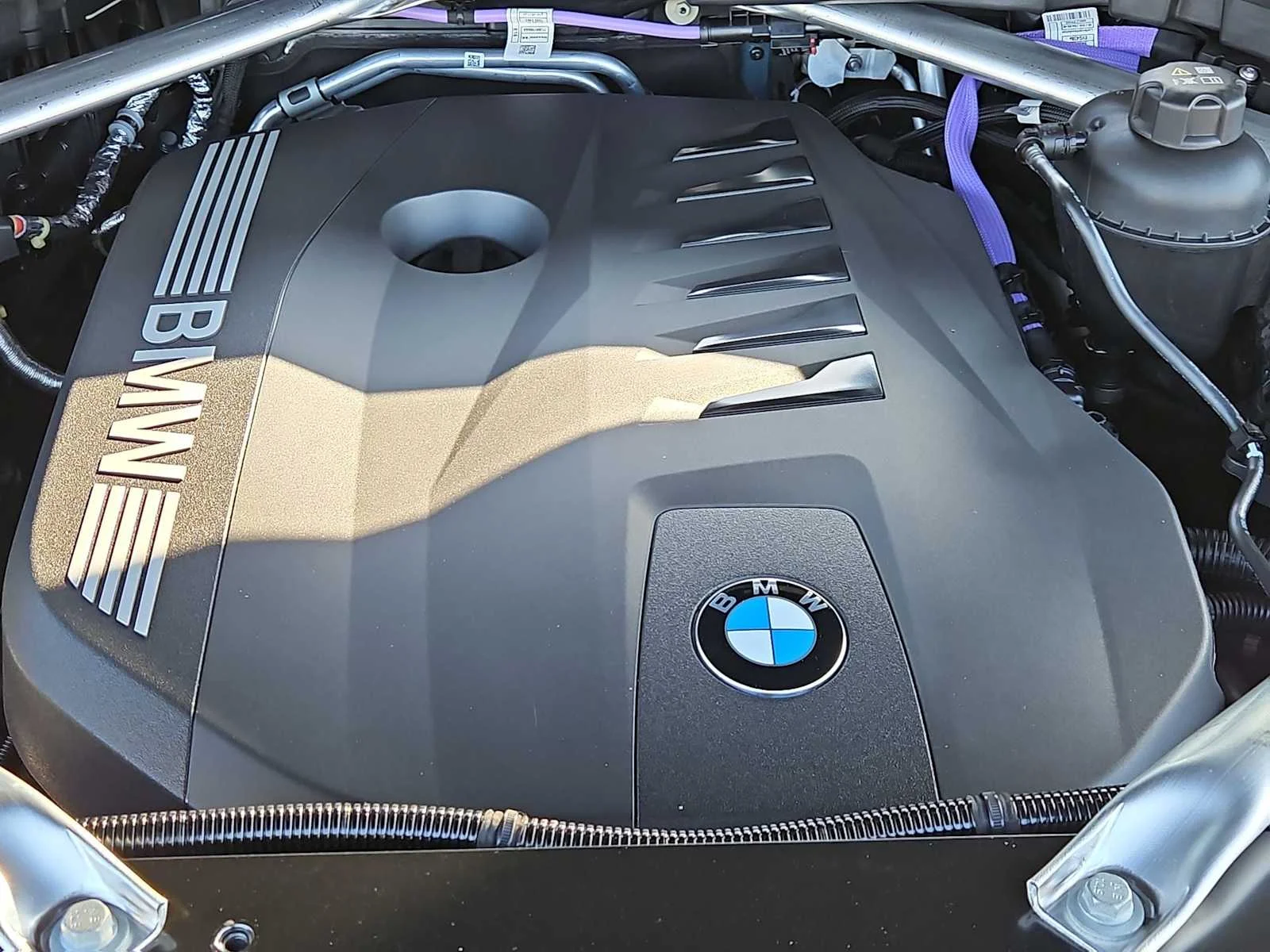 New 2026 Blue Ridge Mountain Metallic BMW xDrive40i image 14