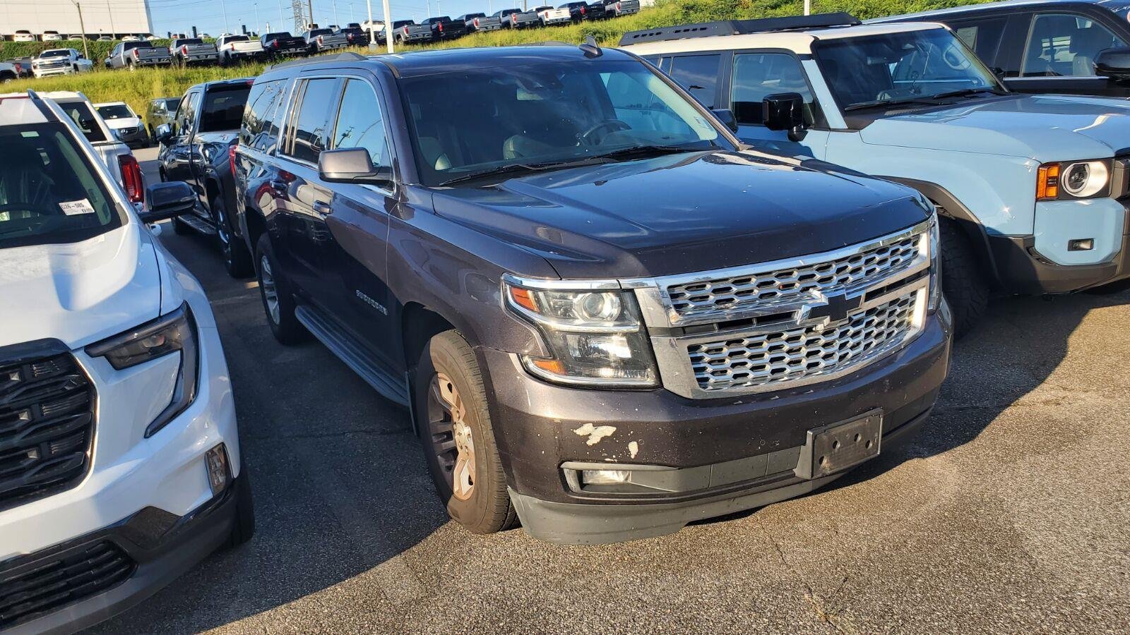 Used 2018 TUNGSTEN METALLIC Chevrolet LT image 2