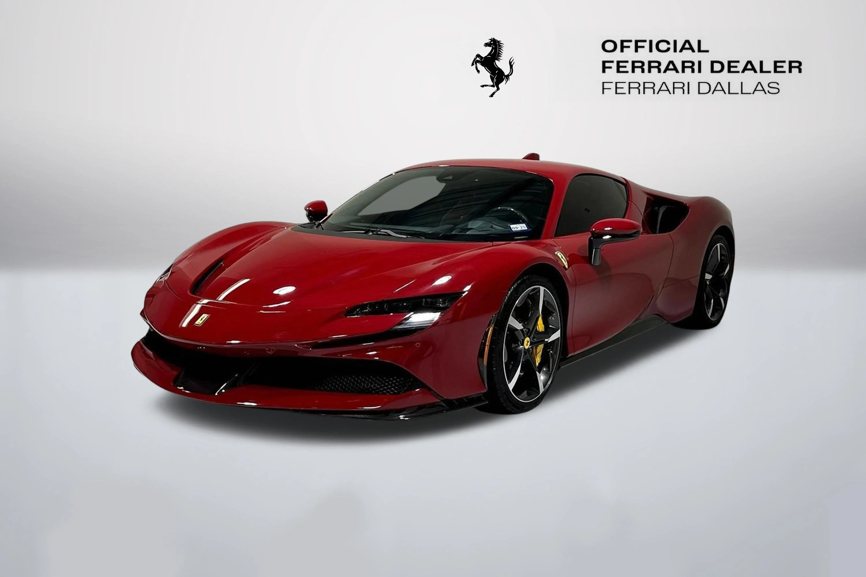 Used 2023 Rosso Mugello Ferrari  image 3