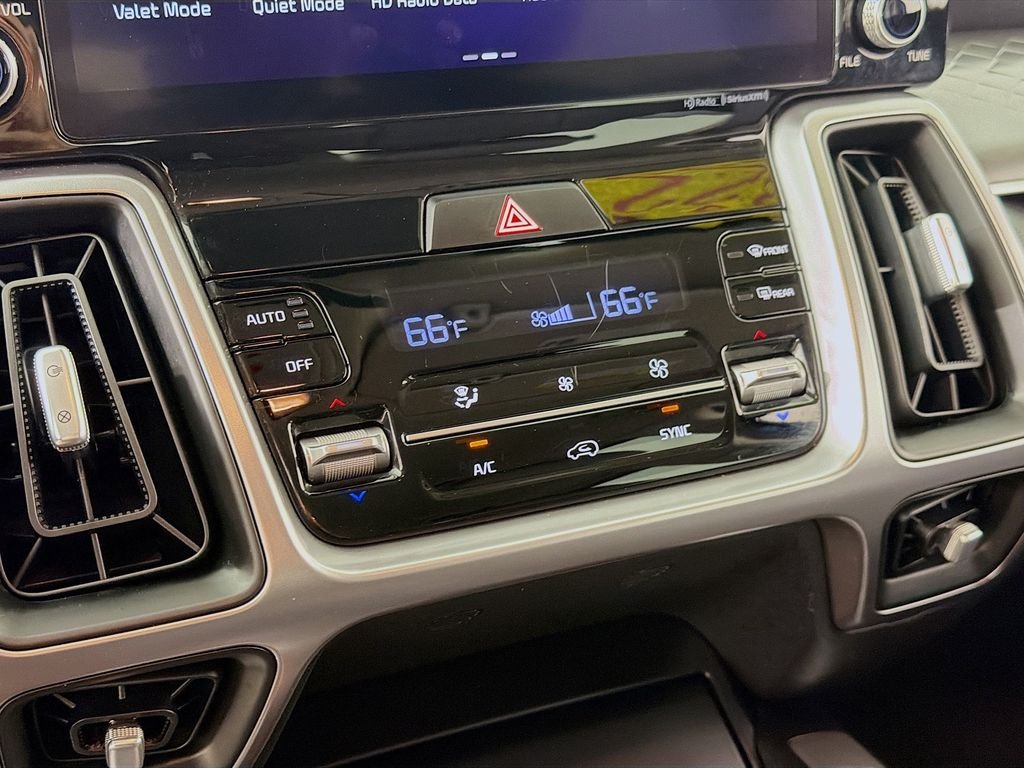 Used 2022 Sapphire Blue Kia S image 16