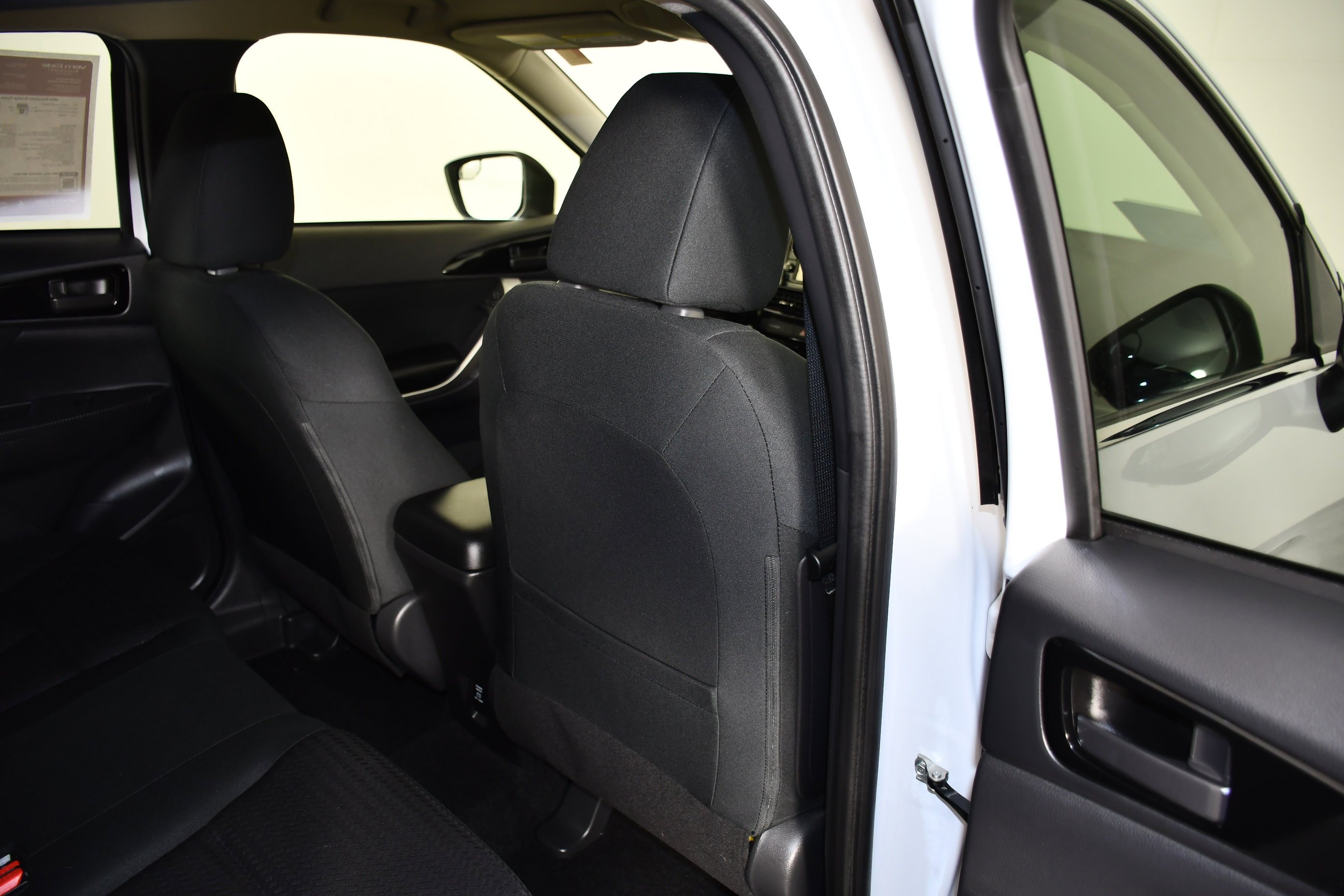 Certified Used 2024 White Diamond Mitsubishi ES image 43