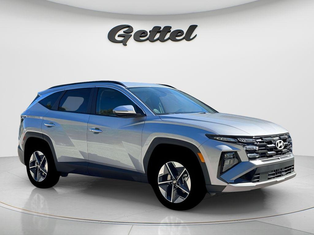 New 2026 Silver Hyundai SEL Convenience image 5
