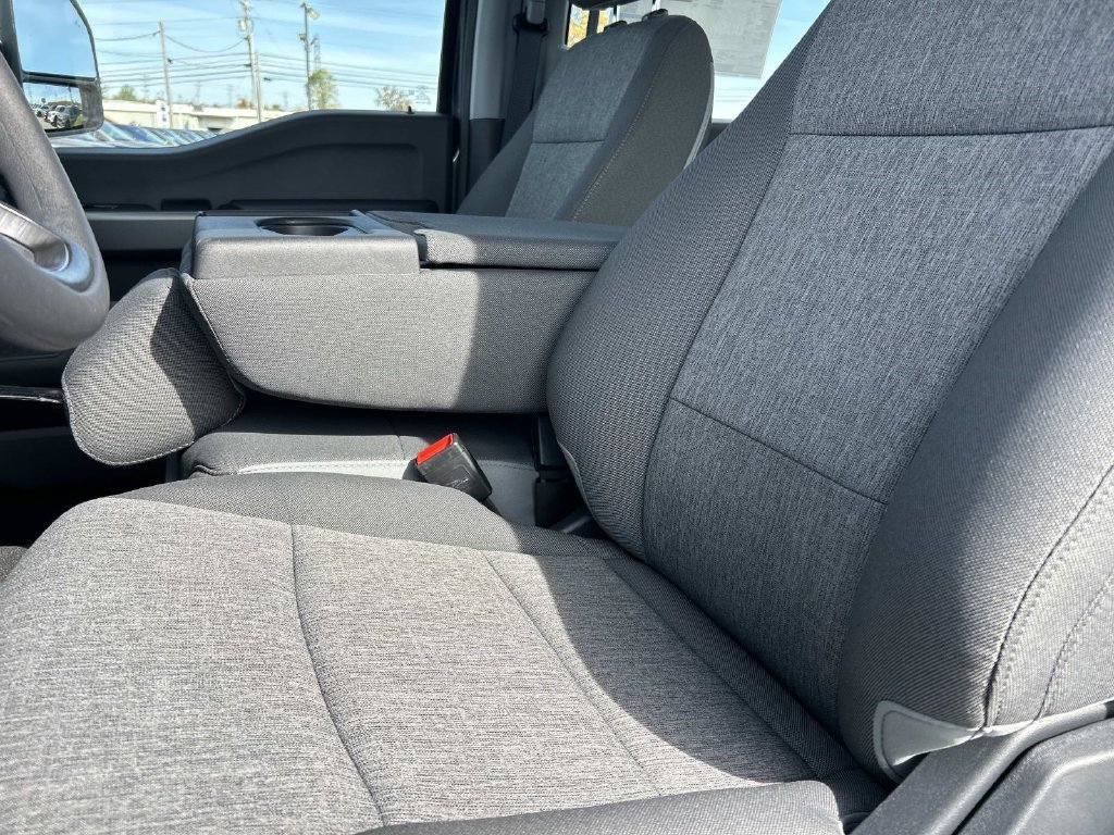 New 2027 Carbonized Gray Metallic Ford F-250® XL image 21