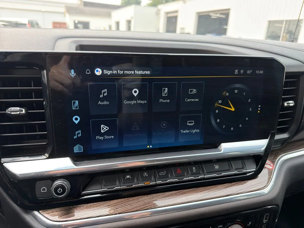 Used 2025 Gray Chevrolet LT image 13