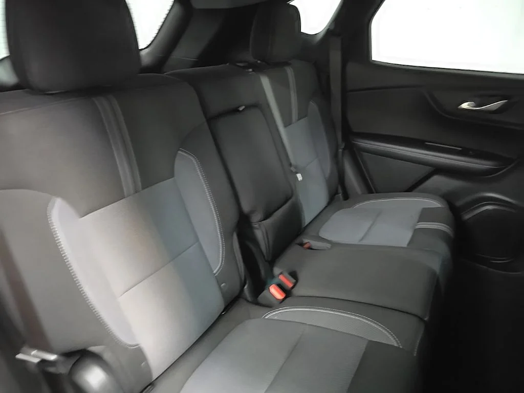Used 2023 Black Chevrolet LT image 18