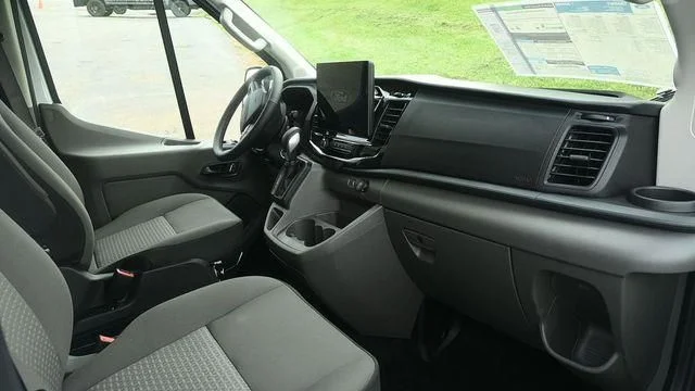 New 2026 Oxford White Ford Passenger Van XLT image 6
